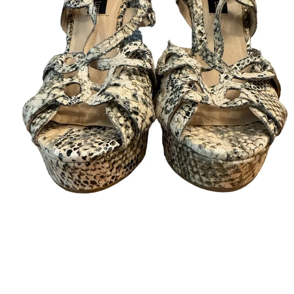 Steve‎ Madden Lux Bolero platforms, size 9